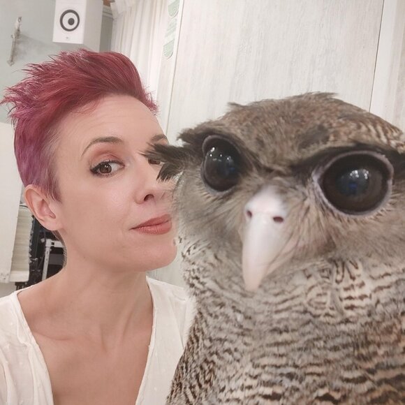 Christina is going LIVE! - Picture 2 of 5